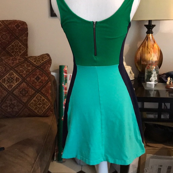 Express NWOT Skater Dress SP - Picture 2 of 4